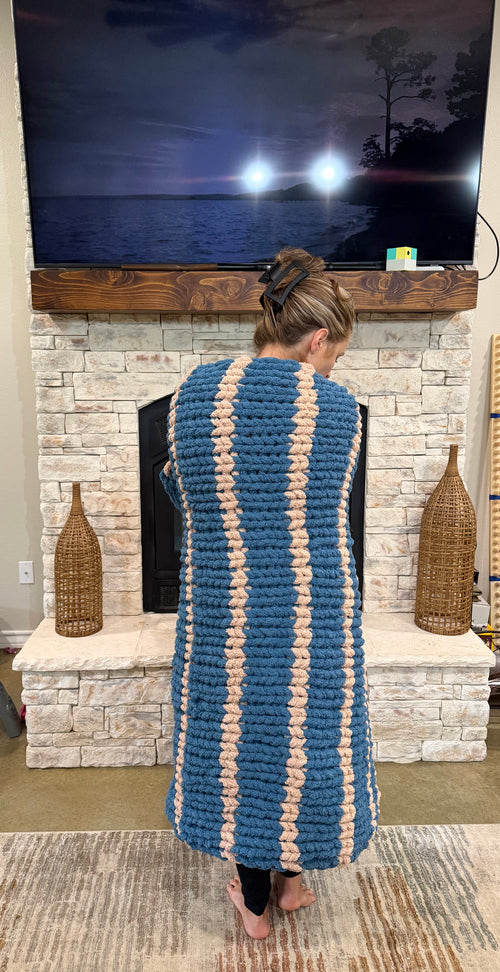 Denim Cream Medium Throw
